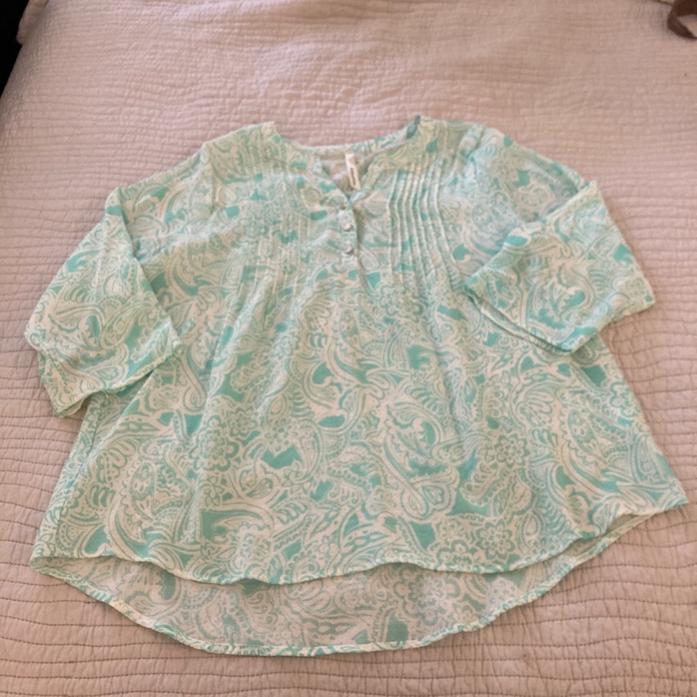 Perfect breezy summer top!